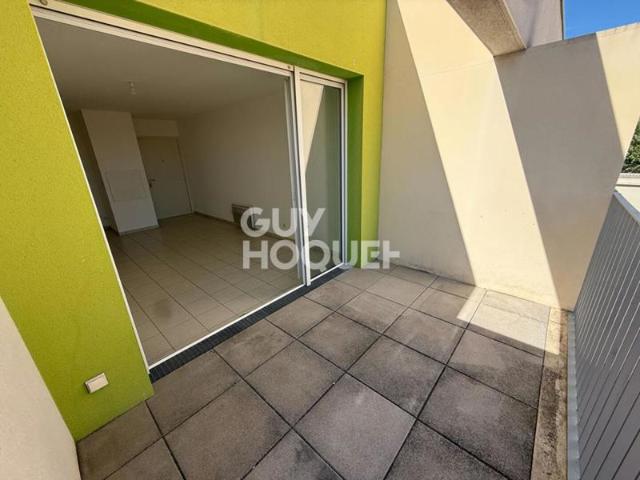 EXCLUSIVITE pour INVESTISSEUR A vendre à Perpignan 66000 Quartier La Gare, Appartement F2 dernier étage avec terrasse et parking
