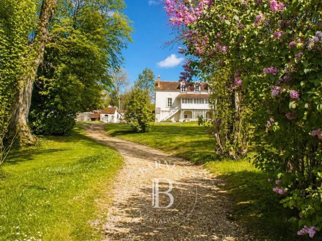 Exclusivité Provins Maison de Campagne avec Parc 270m² Sainte Colombe