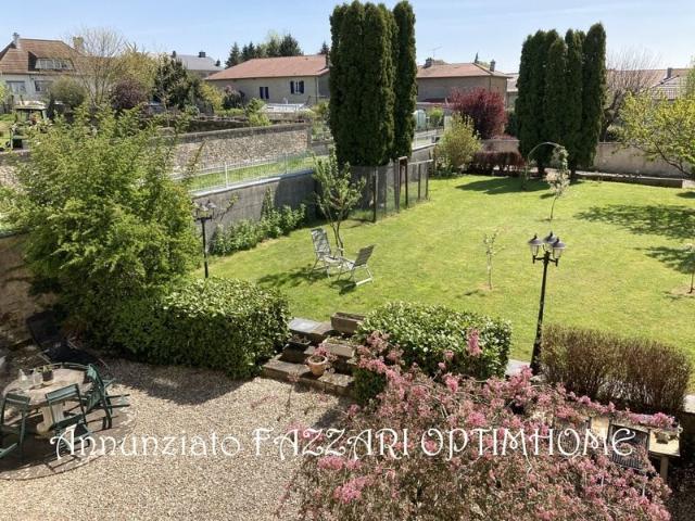 Exclusivité – Propriété de caractère / Petit château du Xvii. 545m² Mouzay
