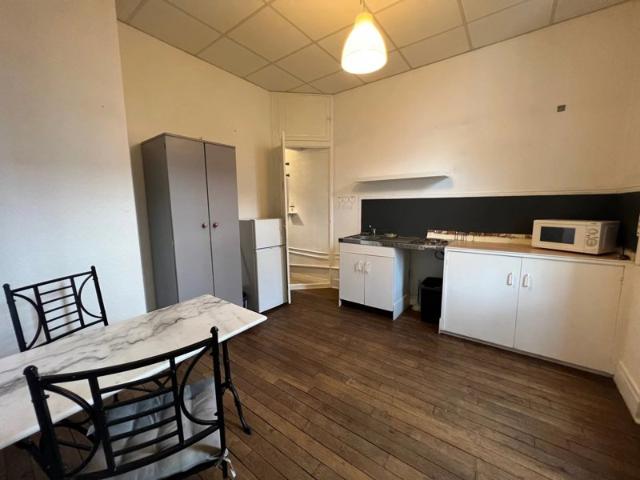 EXCLUSIVITE: Quartier Victor Hugo: petite maison 1930 à conforter