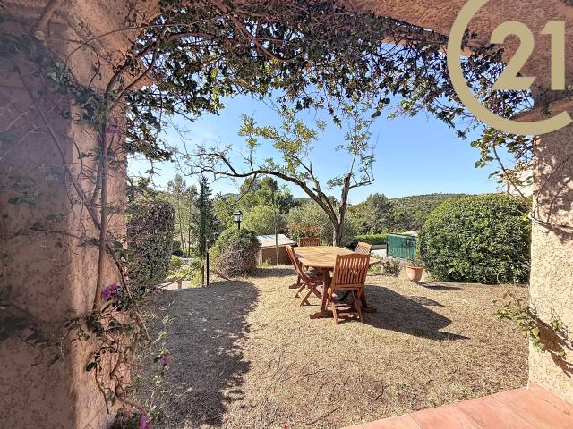 EXCLUSIVITÉ SAINT RAPHAËL Maison T4 de 112m2