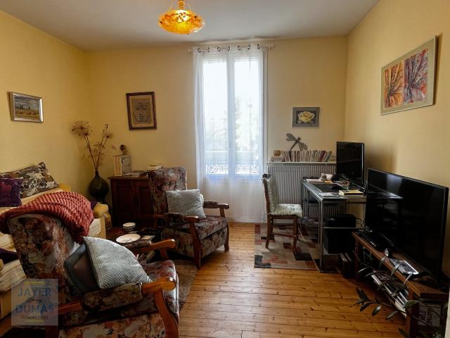 EXCLUSIVITÉ SAINT RÉMY Maison, 4 chambres, terrain 990 m2 et Garage indépendant
