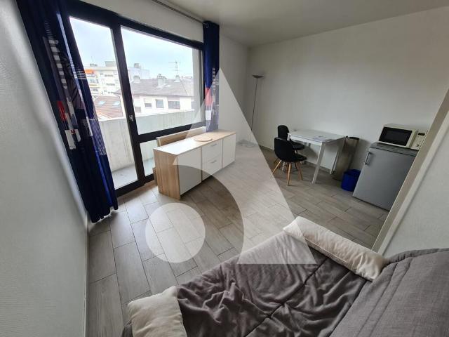 EXCLUSIVITE SIXIEME AVENUE VALSERHONE STUDIO AVEC BALCON ANNEMASSE CENTRE VILLE