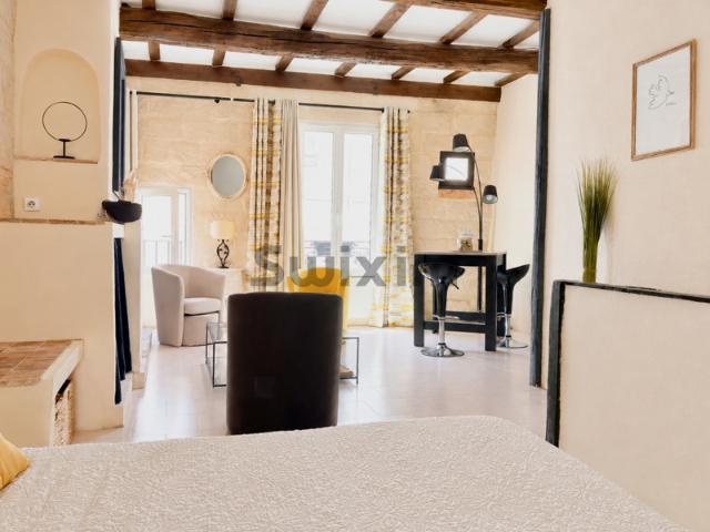 'Exclusivité Swixim Uzès' Studio meublé de charme dans un im