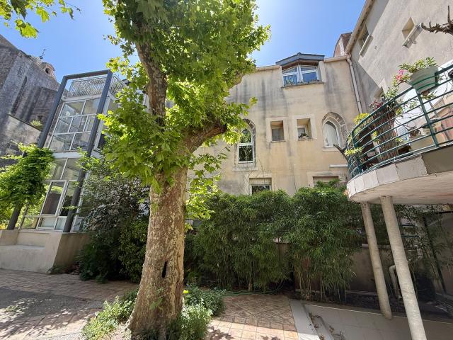EXCLUSIVITE Studio 23,76m2 1er étage Au cœur d'Arles