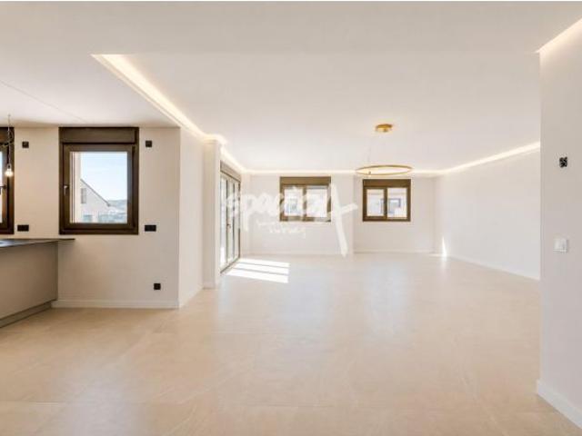 Exclusividad, Diseño y Eficiencia en una Vivienda de Obra Nueva