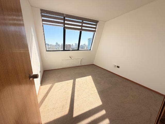 Exclusividad en las Alturas: Penthouse de 140 m² en centro de Concepcion | 5 dormitorios por 8800.00 en Chile