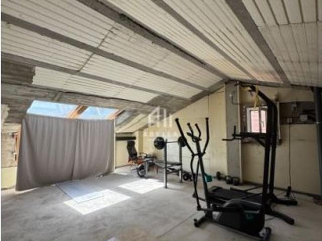 Exclusividad y Confort en Mollerussa: La Casa Familiar Definitiva con Jardín y