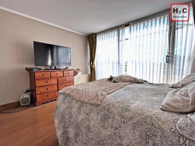 Exclusividad y Sol en el Corazón del Barrio Patrimonial Palacio Rioja | 4 dormitorios por 8200.00 en Chile