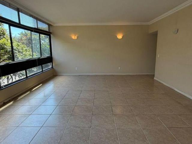 EXCLUSIVIDADE FEROLA NA SQS 202 | VAZADO | 142m² | VISTA LIVRE DESOCUPADO, 01 VAGA DE GARAGEM