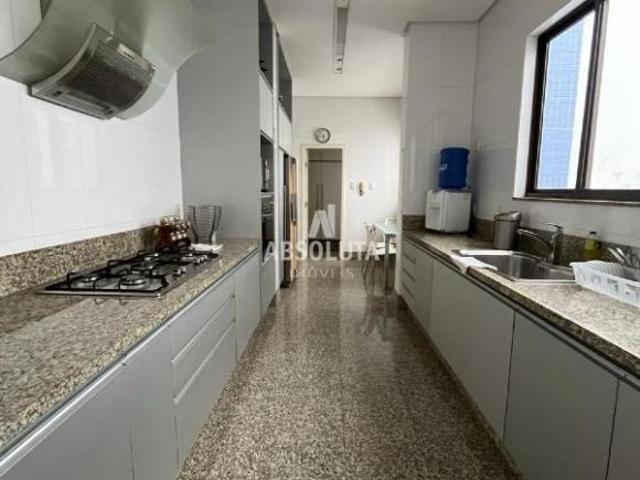 Exclusividade Absoluta Imóveis: Cobertura Mobiliada no Campo Alegre