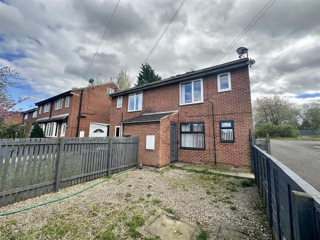 Exeter Drive, Leeds LS10, 1 bed flat to rent, £625 pcm | PrimeLocation