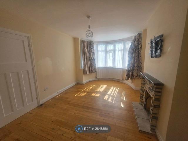 Exeter Road, Harrow HA2, 3 bed terraced house to rent, £2,250 pcm | PrimeLocation