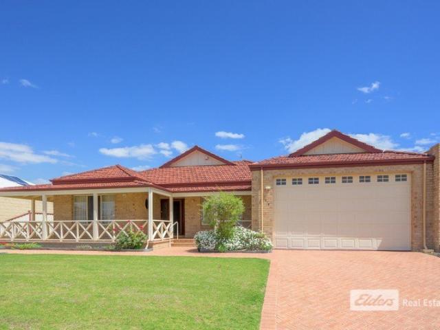EXECTUIVE HOME WALKING DISTANCE TO GEOGRAPHE BAY
