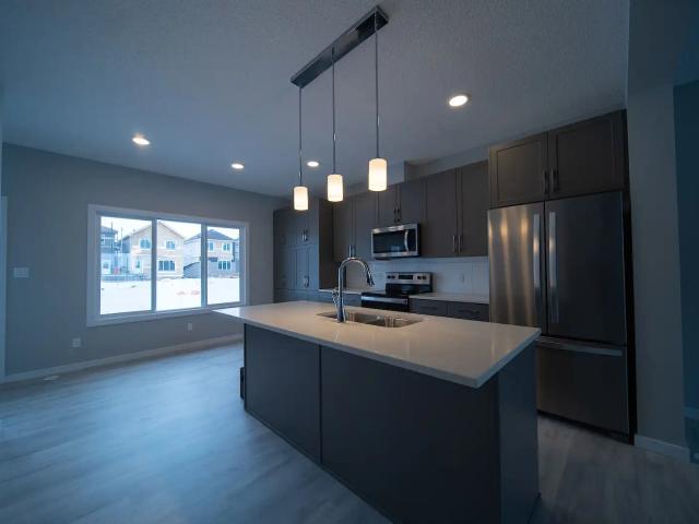 Executive 3 Bedroom Main Suite in SW Edmonton!