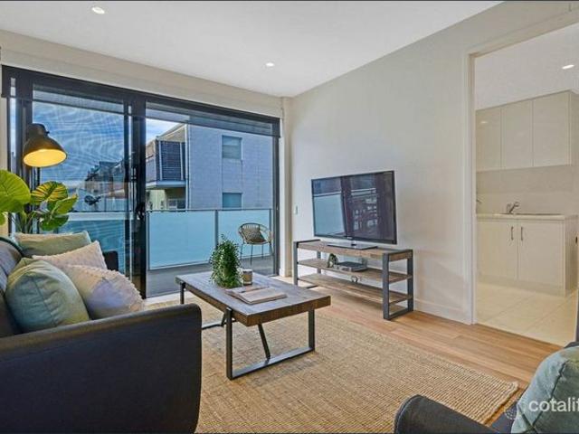 EXECUTIVE 2 BEDROOM APARTMENT