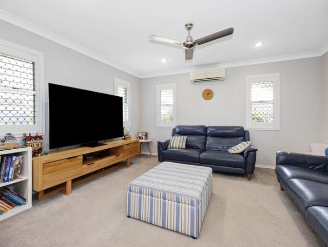 Executive 5 Bedroom Family Home in Sought After Idalia – Space, Style & Versatility