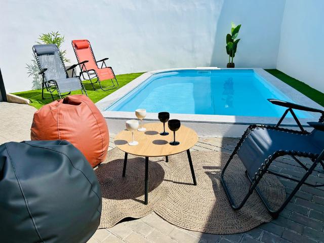 Executive 5 Bedroom Pool Villa for Extended Stays
