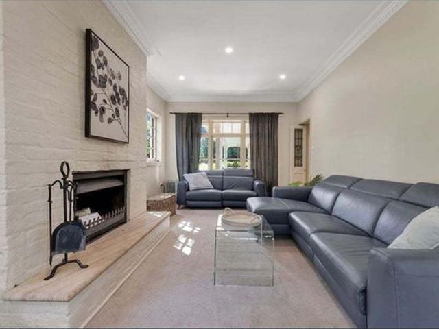 Executive Country Living