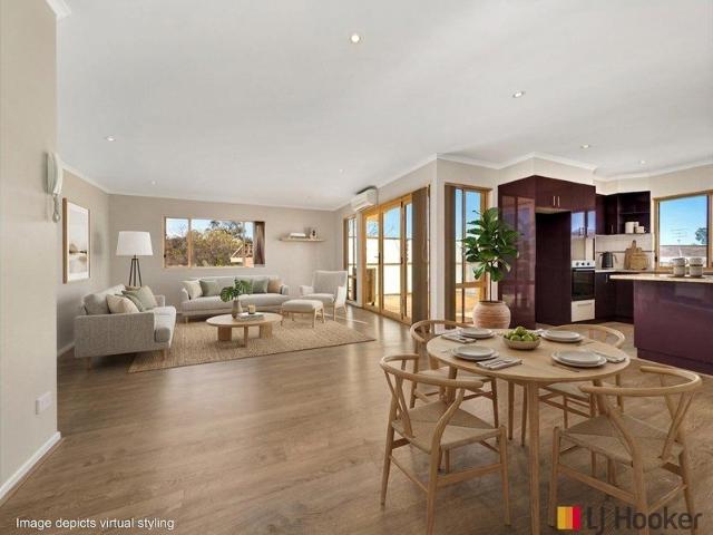 Executive Coastal Living in 'The Sands' Only 250m to Corrigans Beach !