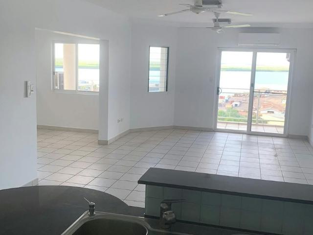 EXECUTIVE CITY LIVING!