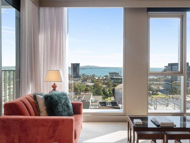 Executive and Stylish apartment FULLY FURNISHED