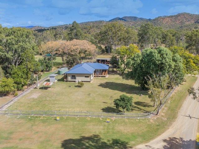 EXECUTIVE ACREAGE LIVING IN THE BOYNE VALLEY