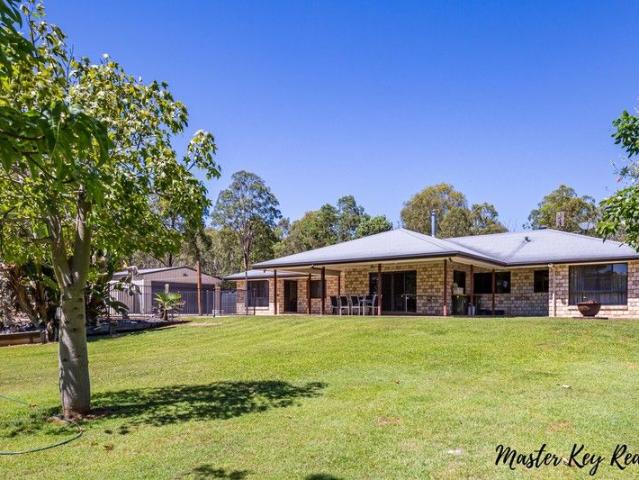 Executive Acreage Living Without Compromise