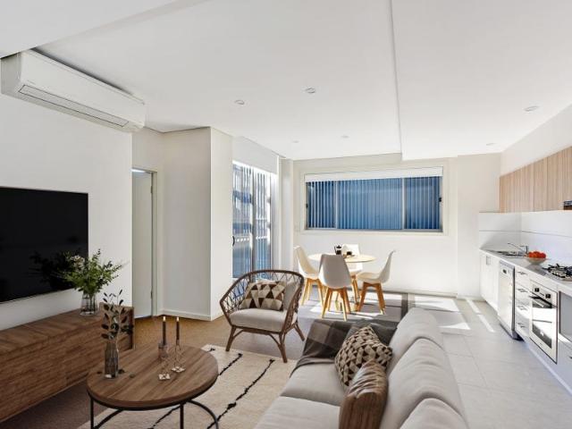 LEASED BY THOMAS ELLIOTT 0421 220 677