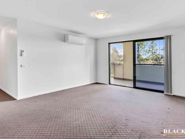 Executive Apartment in Griffith