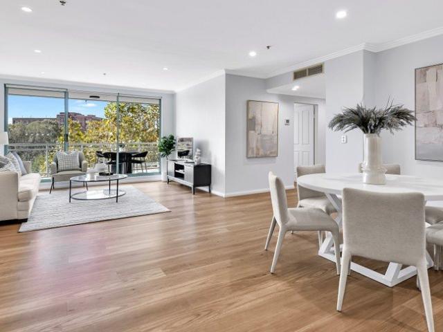 Executive Apartment with Exceptional Space & Convenience