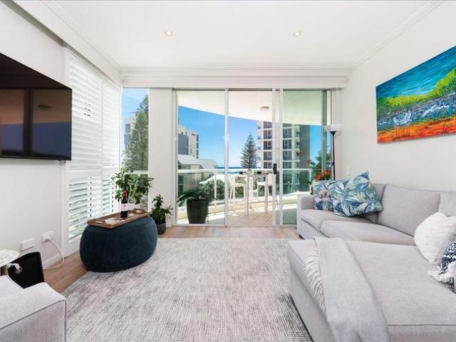 Executive Beachfront Living with Spectacular Ocean Views – Fully Furnished