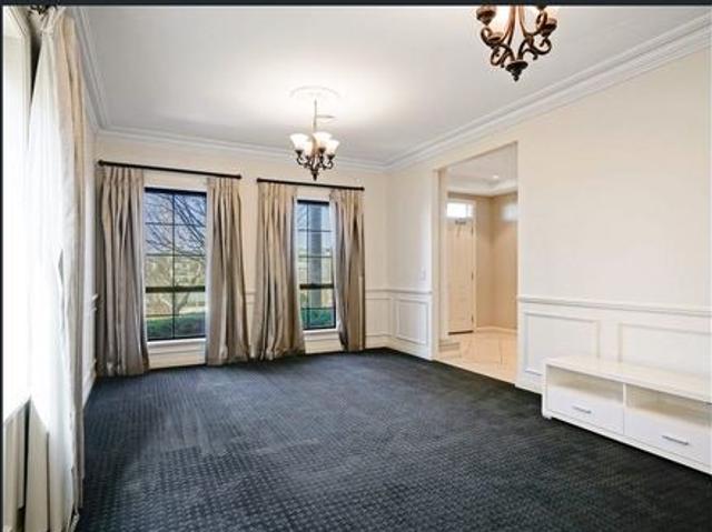 Executive Georgian Elegance with Stunning Views