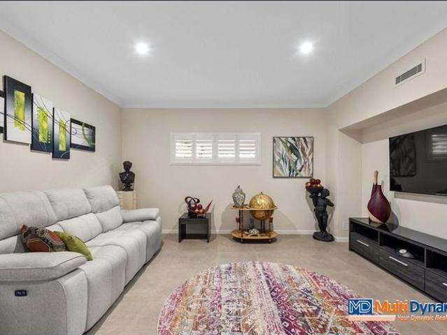 Executive Family Home Backing onto Peaceful Green Space