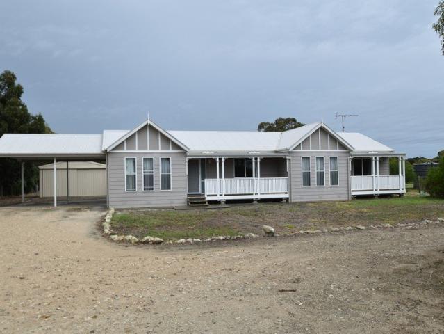 Executive family home located only a short stroll to the beach