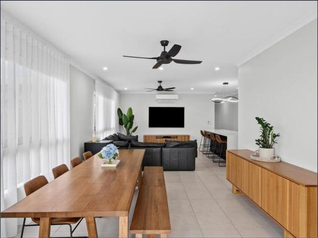 Executive Family Home – Maximum 6 Month Lease Available