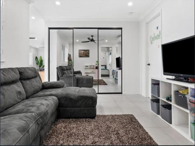 Executive Family Home – Maximum 6 Month Lease Available