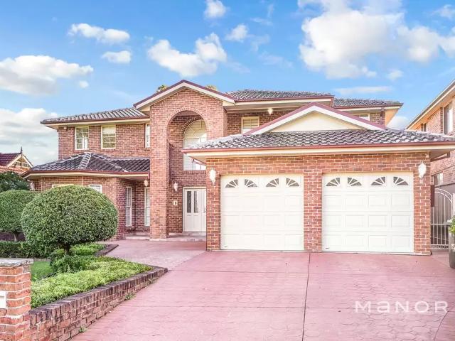 Executive Family Home with Pool & Luxury Finishes