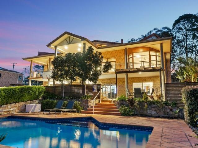Executive Family Home with Space, Privacy and Presence