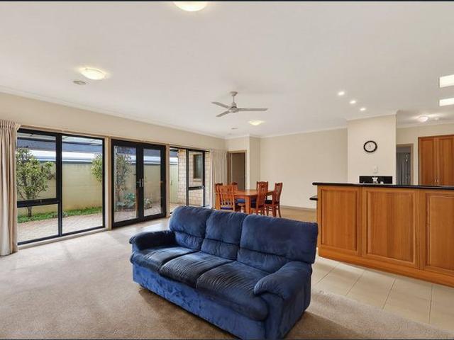 Executive Family Home with Stunning Ocean & Lake Views – 6 Month Lease Only