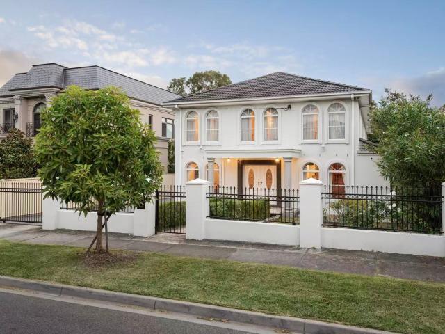 Executive Family Living in Prestigious Balwyn