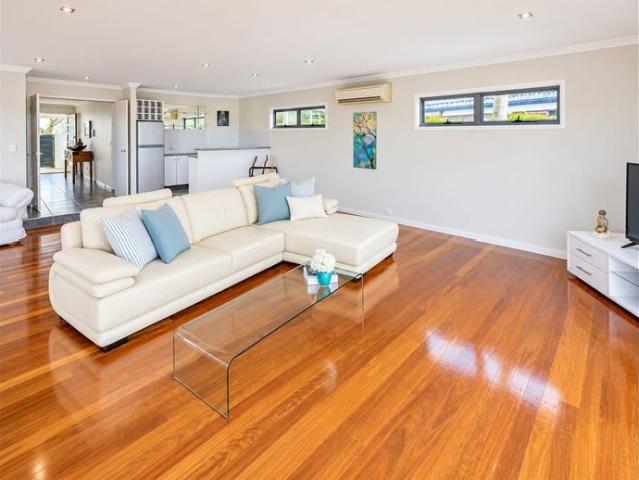 Executive Fully Furnished Bayside Residence with Panoramic Water Views