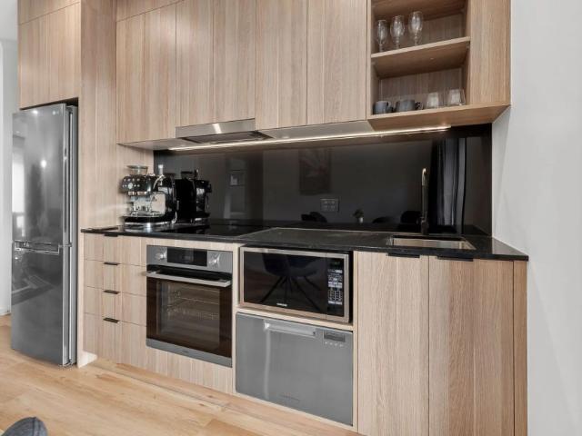 Executive, fully furnished luxury apartment in Smithfield