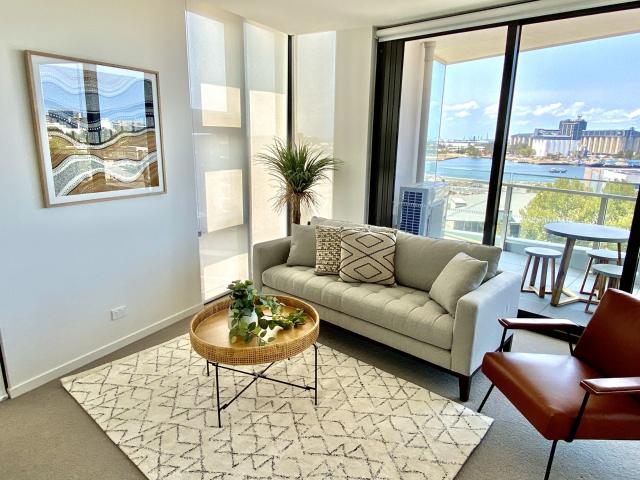 EXECUTIVE FURNISHED APARTMENT