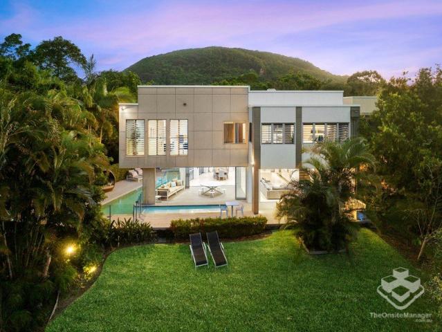 Executive Furnished Waterfront Living ? The Lakes