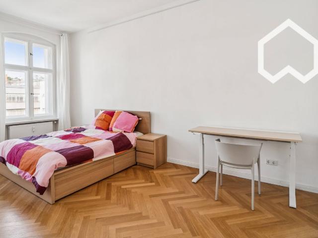 Executive Furnished 2 Bedroom Apartment in Berlin – Ideal for Expats & Professionals, Berlin Amsterdam Apartments for Rent