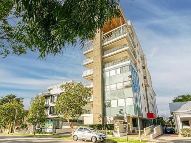 EXECUTIVE KINGS PARK APARTMENT