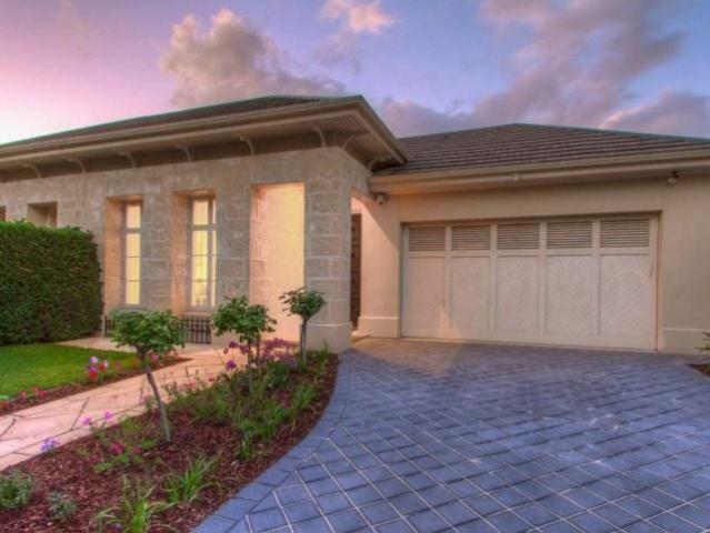 Executive Home Georgian style executive home with quality finishes