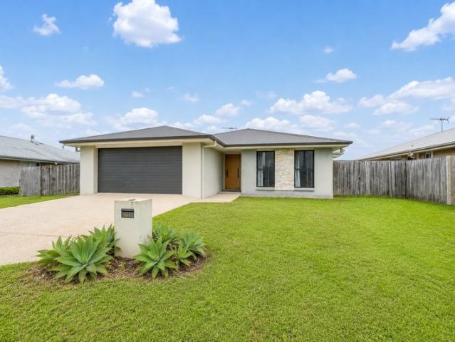 EXECUTIVE HOME IN A MODERN ESTATEMARIAN!