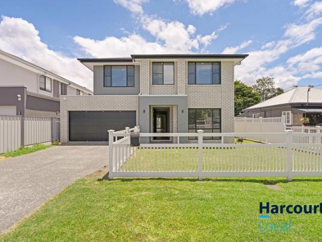 Executive Home in Family Friendly Banyo!